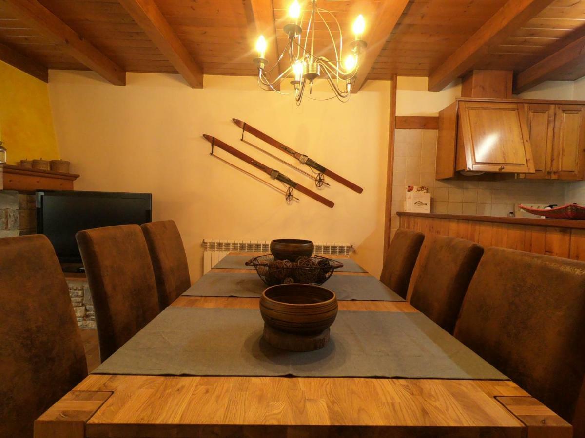 Apartamento Aneto Les Bordes Extérieur photo