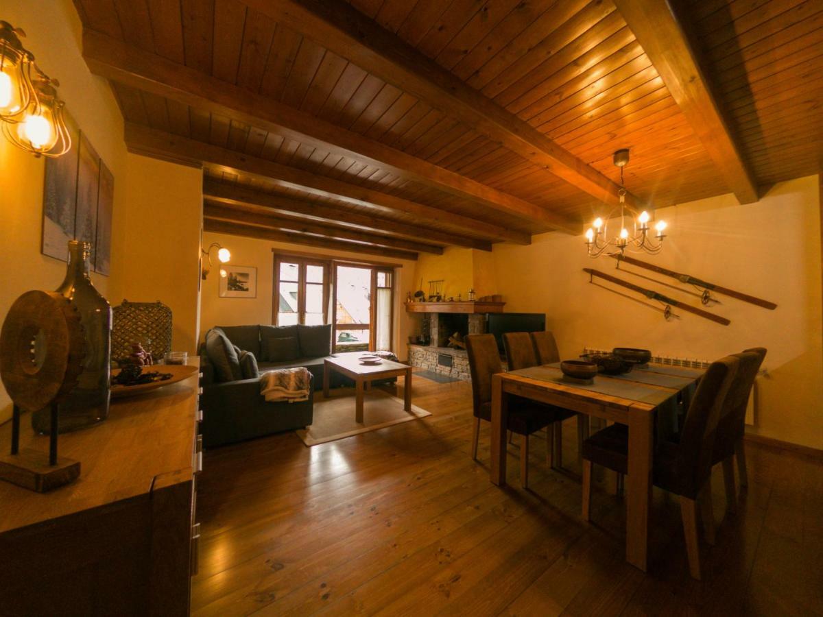 Apartamento Aneto Les Bordes Extérieur photo