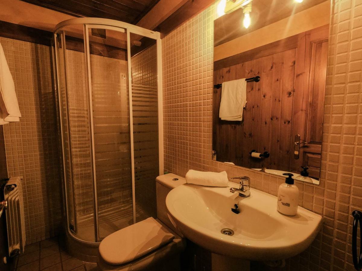 Apartamento Aneto Les Bordes Extérieur photo